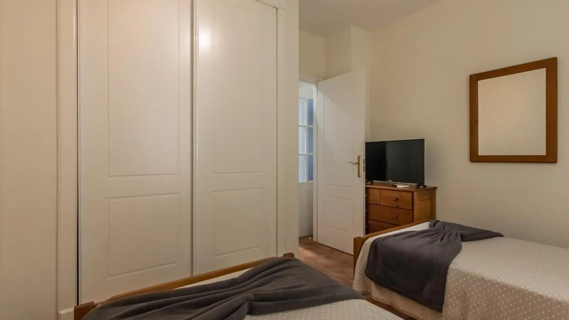 Apartament Los Cisnes By H - Playa De Los Haraganes Hlhc120P29 Isla Canela