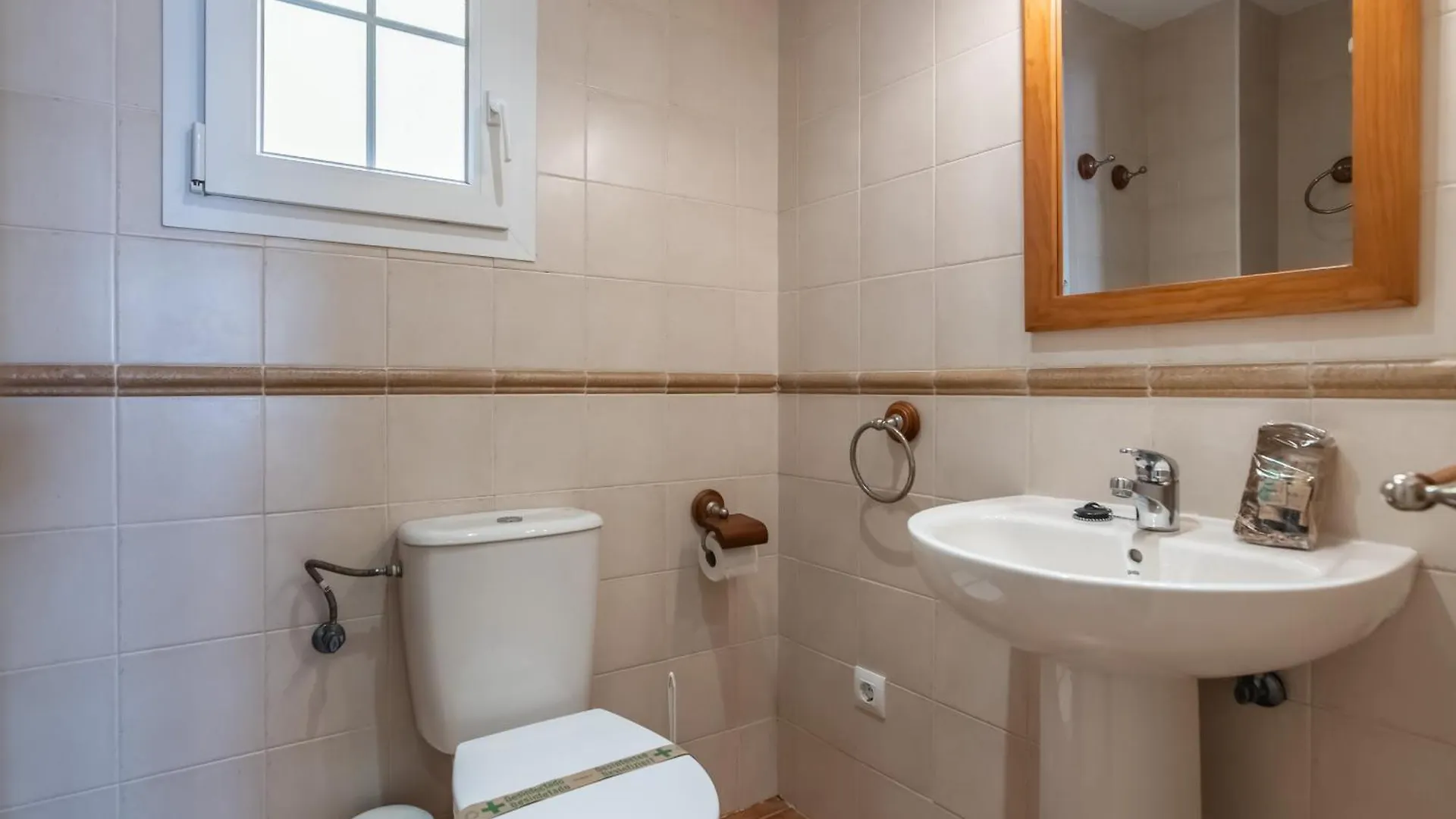 Apartament Los Cisnes By H - Playa De Los Haraganes Hlhc120P29 Isla Canela